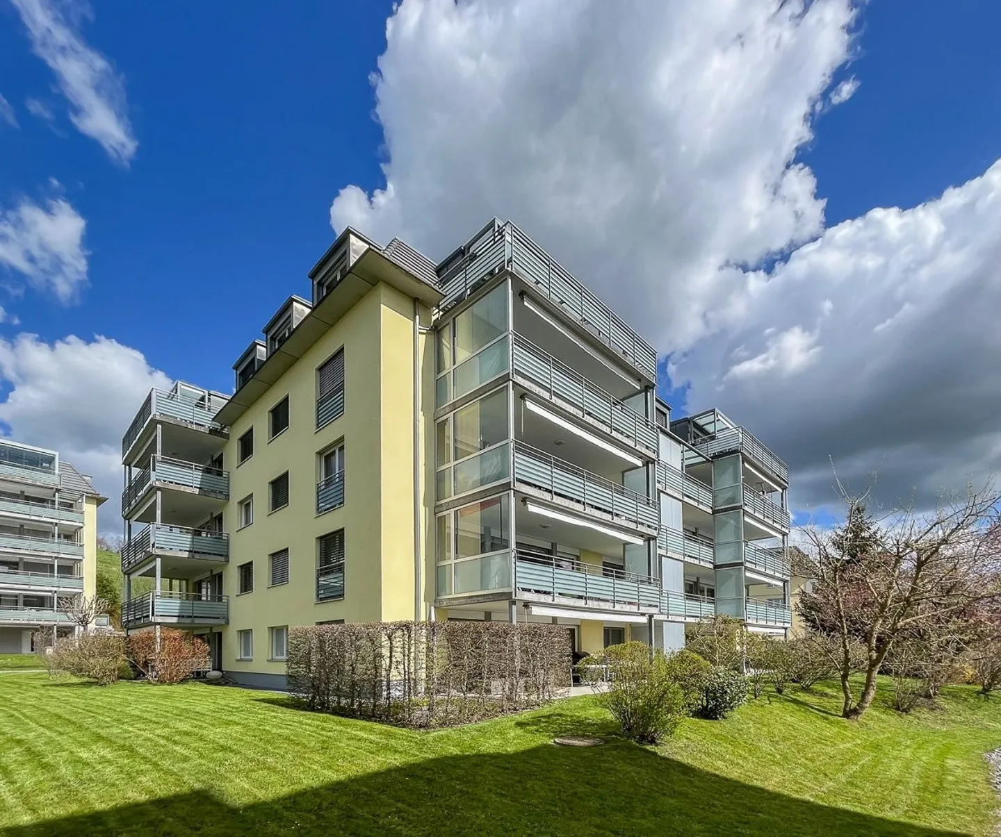 Beautiful 4.5-room apartment with terrace - Photo 1 of 8
