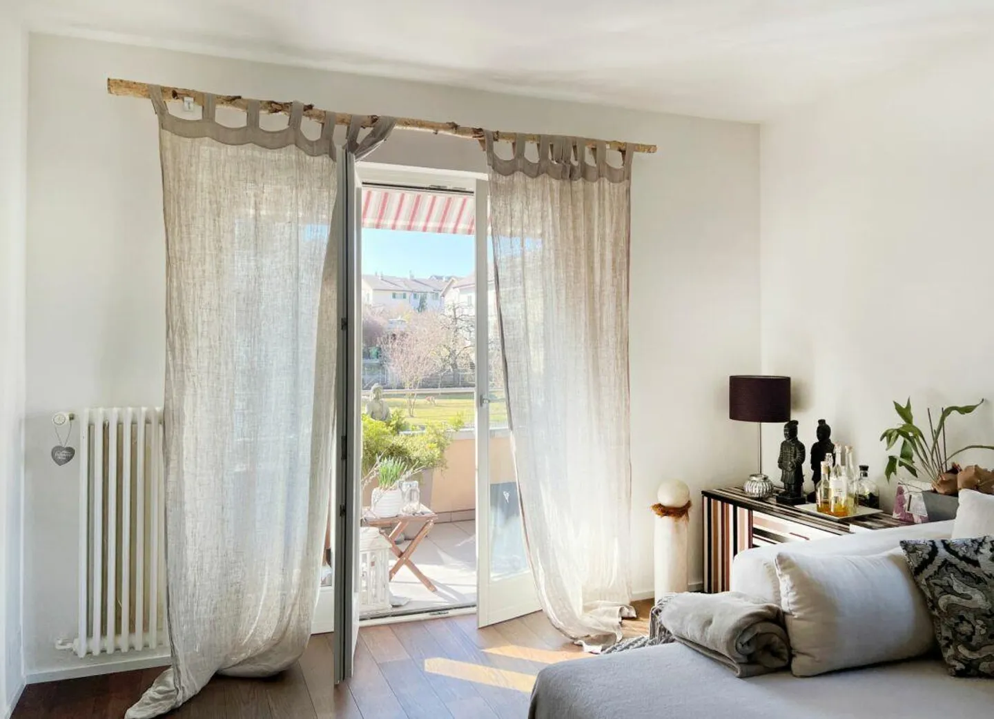 Exklusive möblierte Loft-Wohnung mit separatem Schlafzimmer - Foto 5 von 12