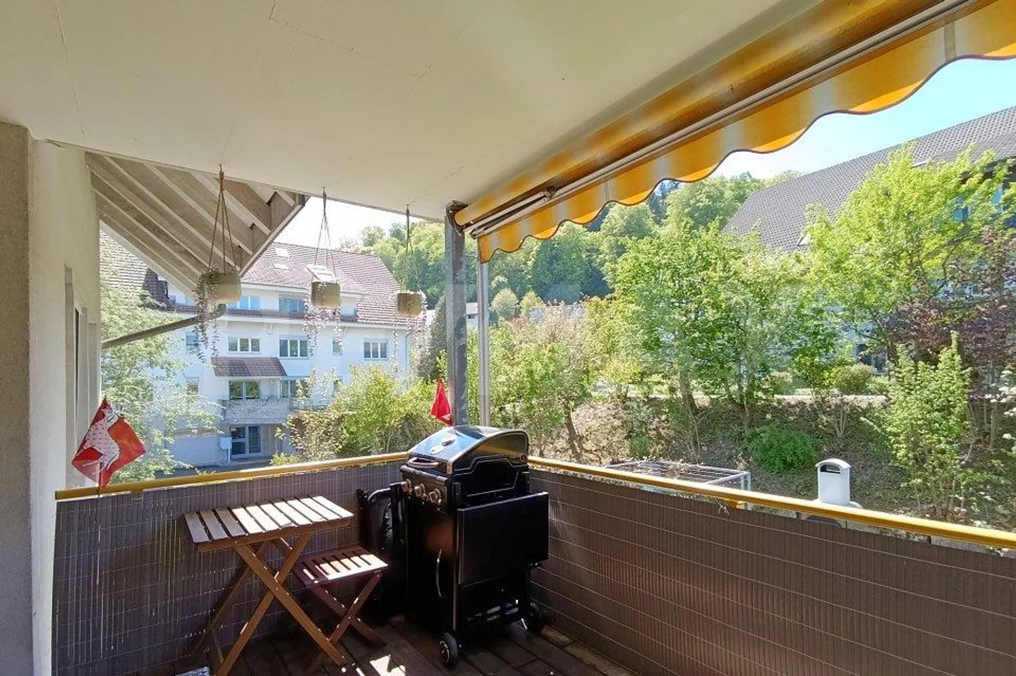 Familienfreundliche Wohnung im Grünen - Foto 4 von 12