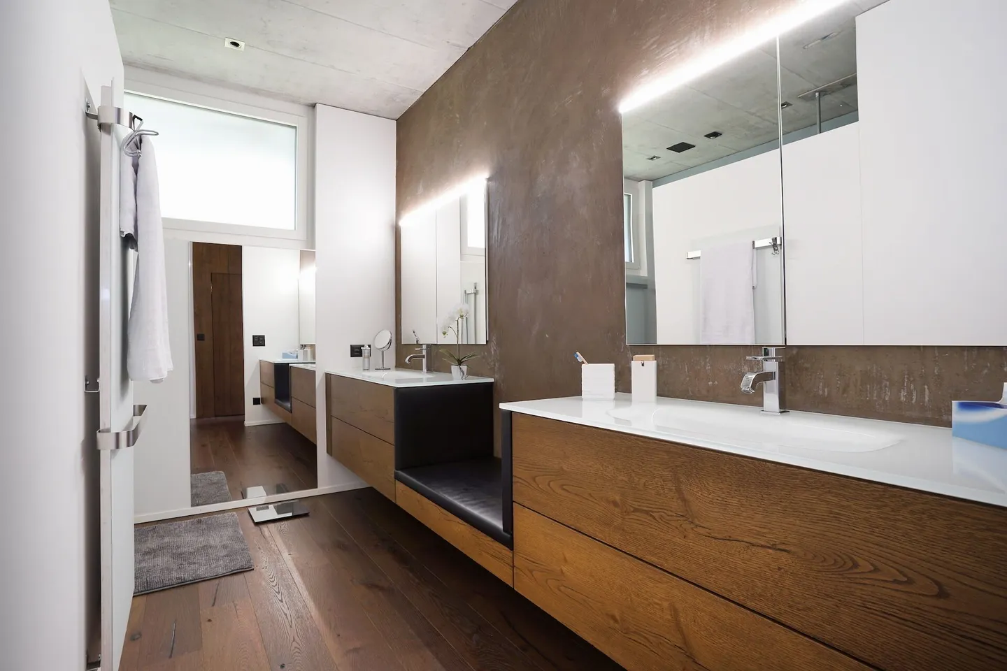 UNICO APPARTAMENTO CON TERRAZZA E PISCINA, VISTA LONTANA E MASSIMO COMFORT ABITATIVO - Foto 10 di 13