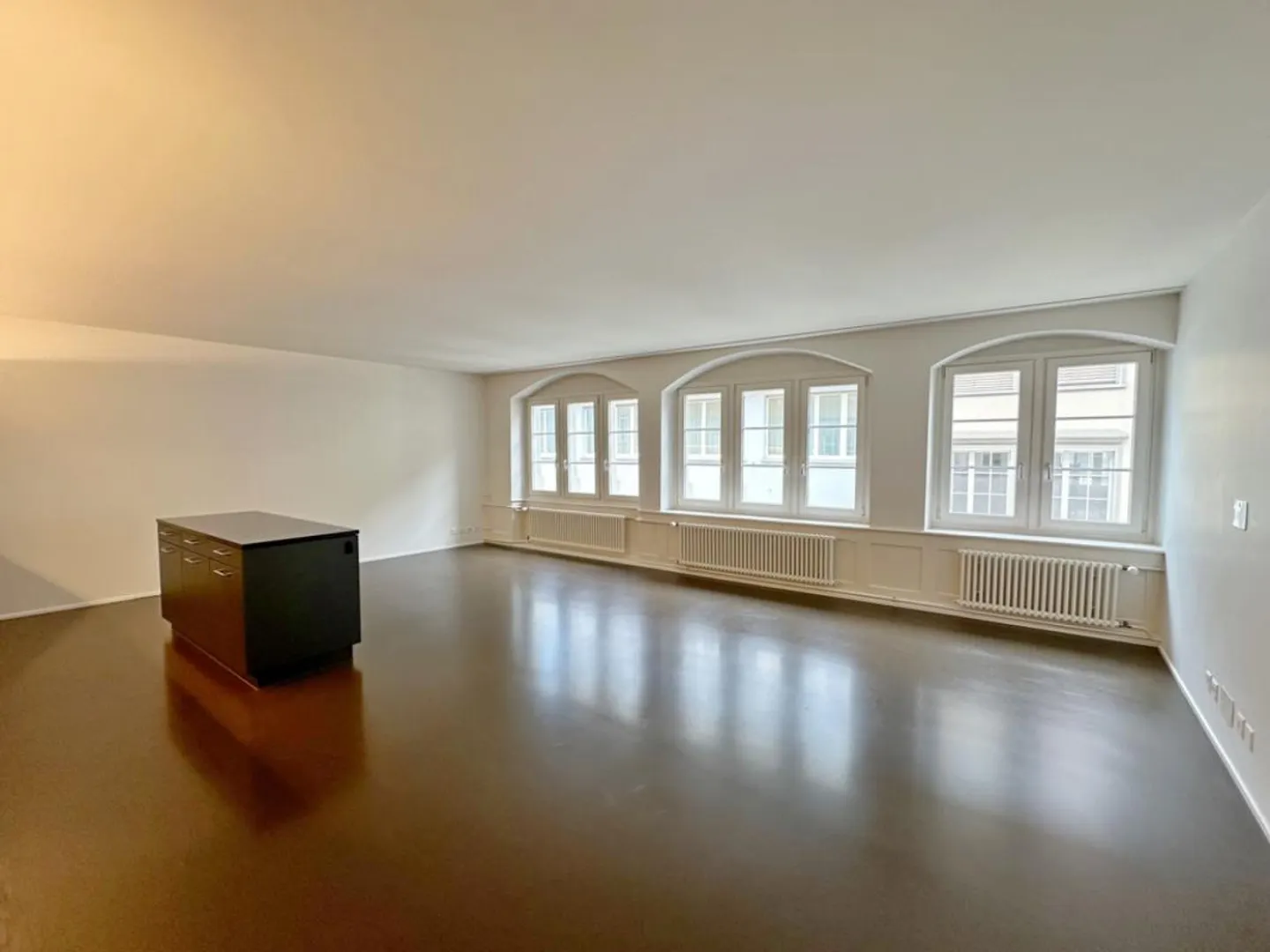 Stylish Living in the Heart of Lucerne's Old Town - Photo 4 of 9