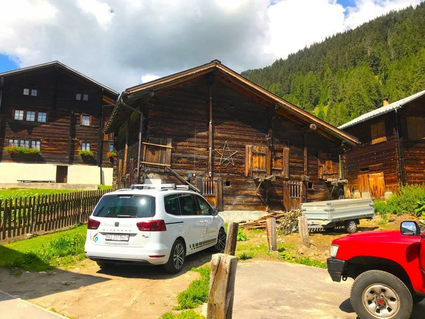 Stable for conversion in idyllic location in Goms - Photo 8 of 11