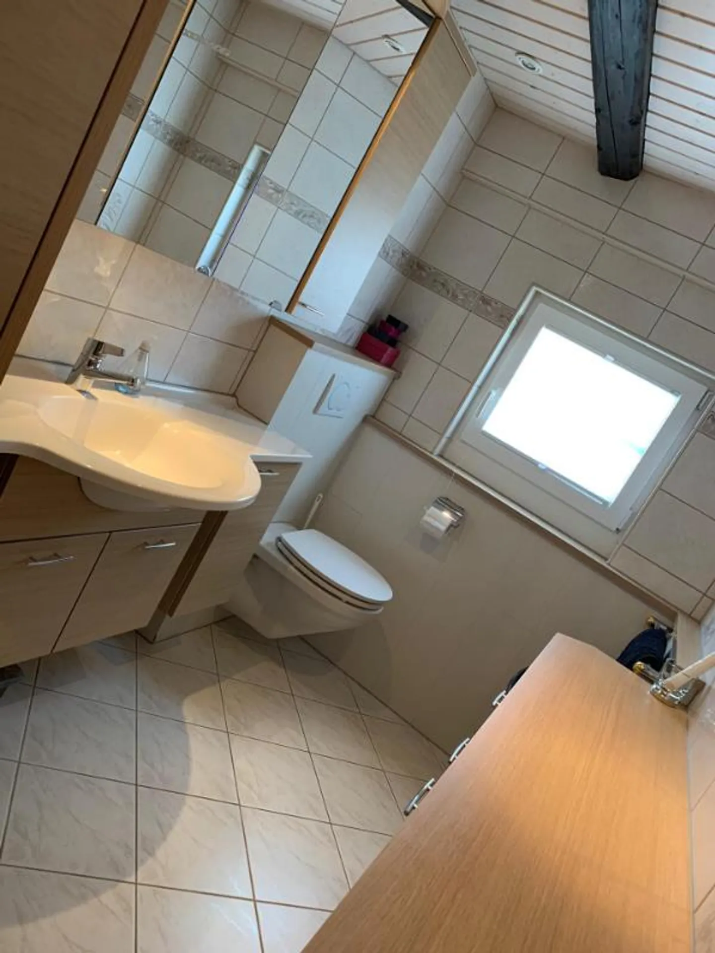 Appartamento affascinante di 4,5 stanze nel centro di Herisau - Foto 4 di 8