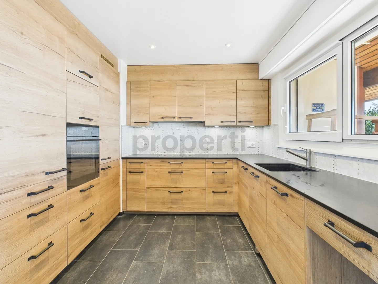 Einfamilienhaus in Blonay mit Panoramablick auf den Genfer See - Foto 4 von 12