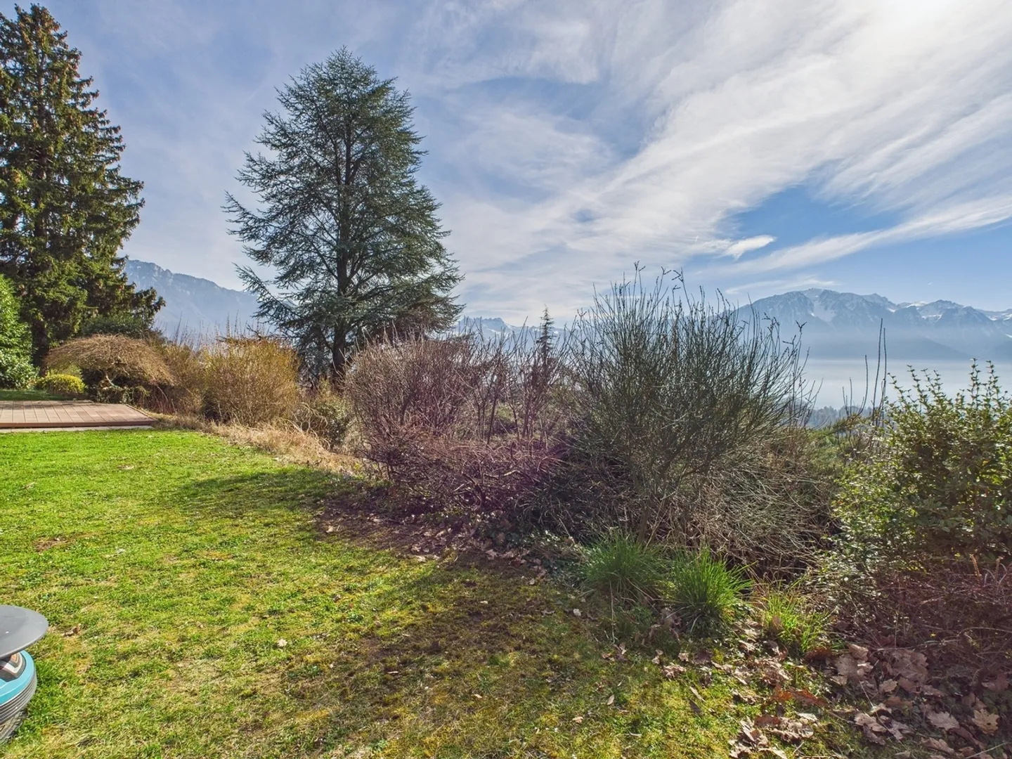 Einfamilienhaus in Blonay mit Panoramablick auf den Genfer See - Foto 7 von 12