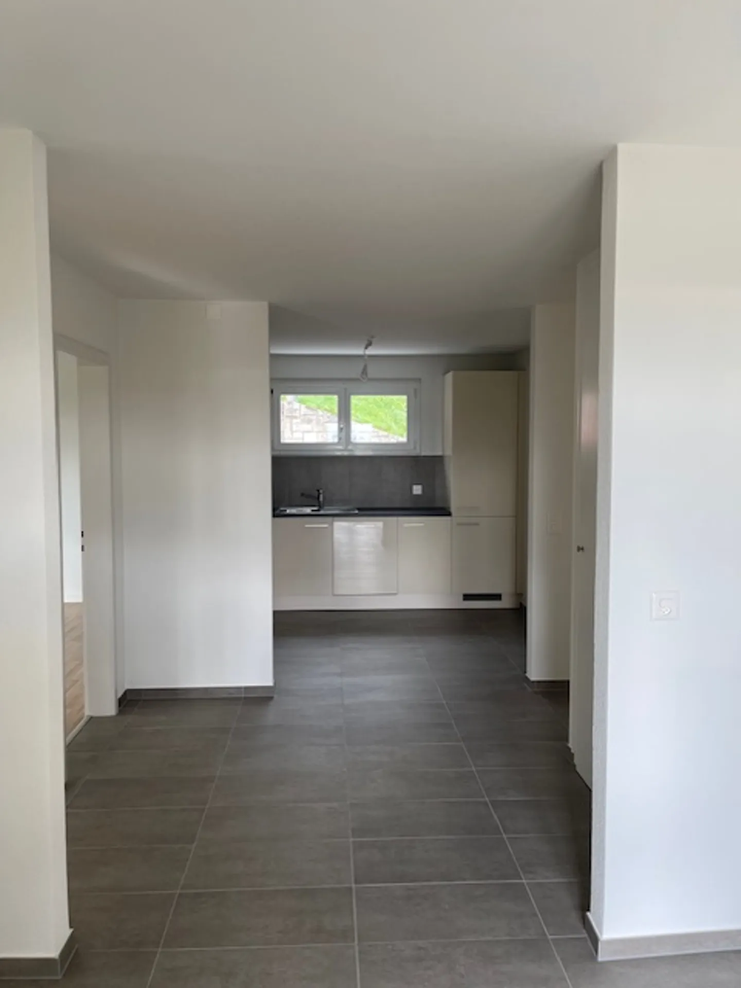 4.5 Room Apartment - Photo 3 of 18