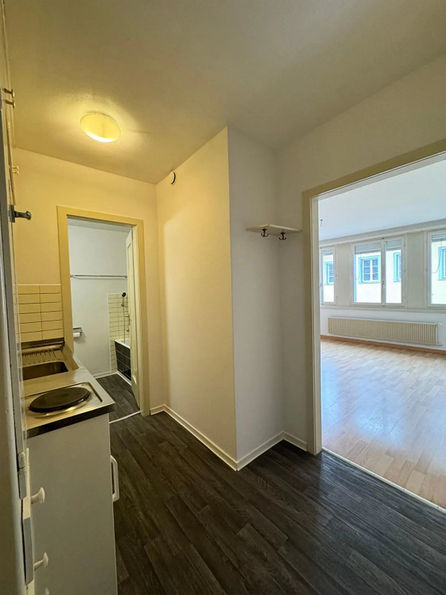 1-room apartment in the heart of St. Gallen - Photo 3 of 5