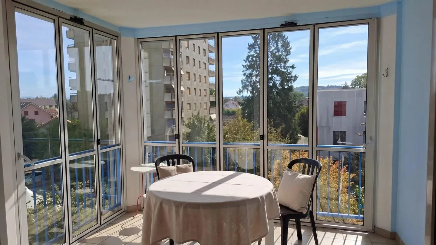Appartement attrayant de 4,5 pièces avec cheminée à Biberist et beaucoup d'espace - Photo 4 sur 6