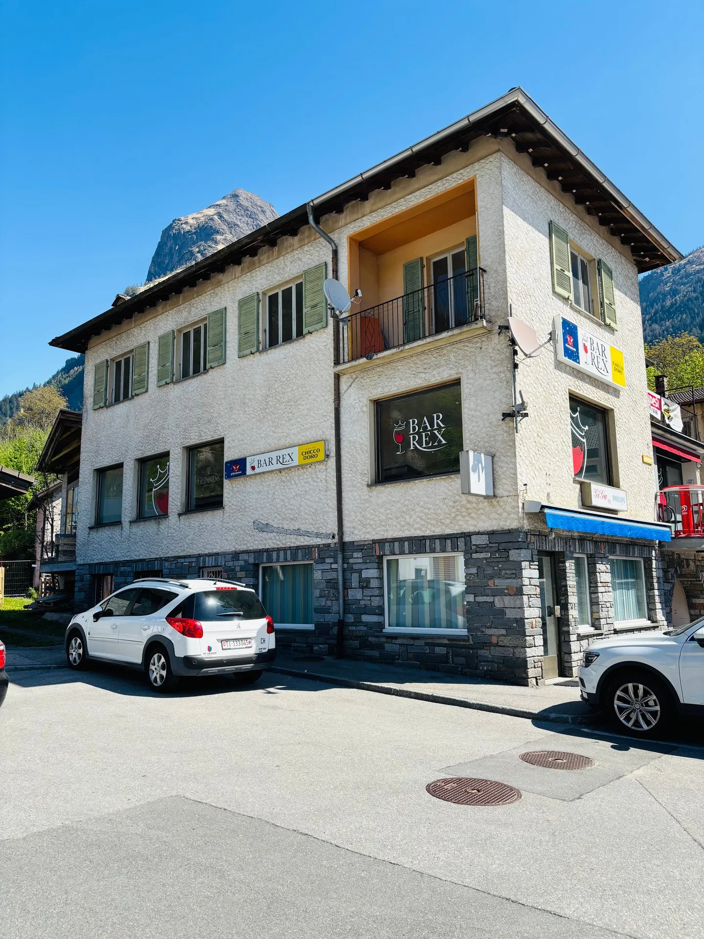 Propriété avec potentiel de revenu au centre d'Olivone - Photo 1 sur 15