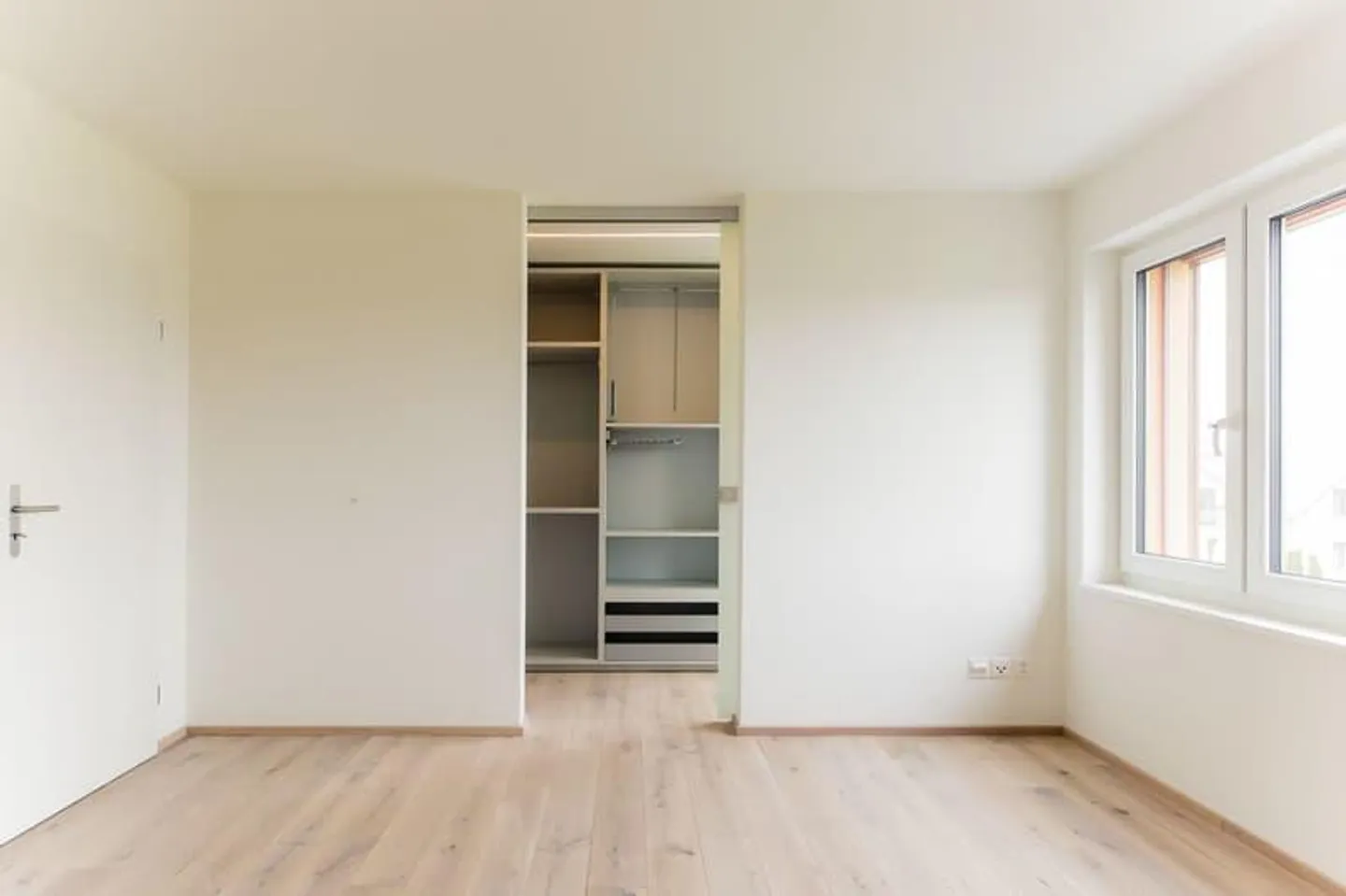 Exclusive 4.5-room apartment in a quiet location - Photo 12 of 19