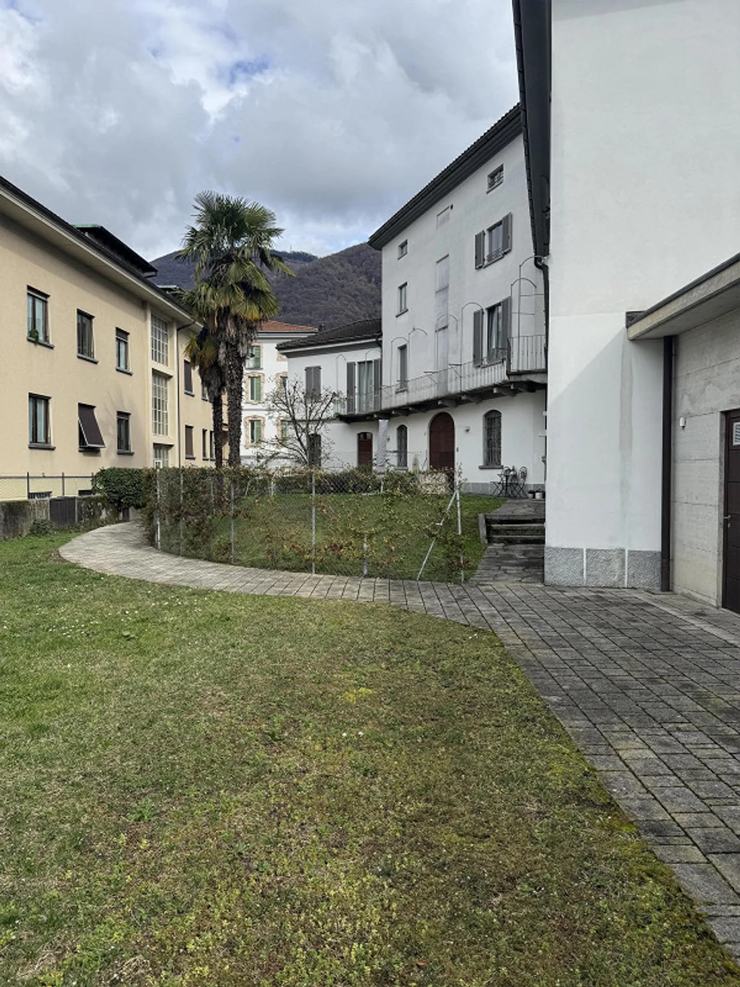 Mendrisio Centre – Appartement élégant avec jardin privé - Photo 7 sur 21