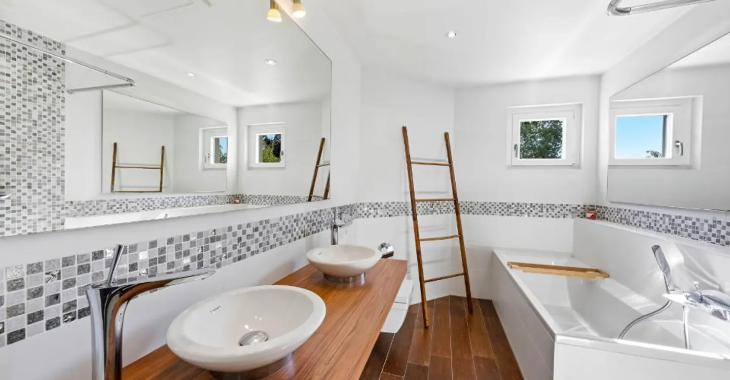 Magnificent family villa for sale - Photo 9 of 14