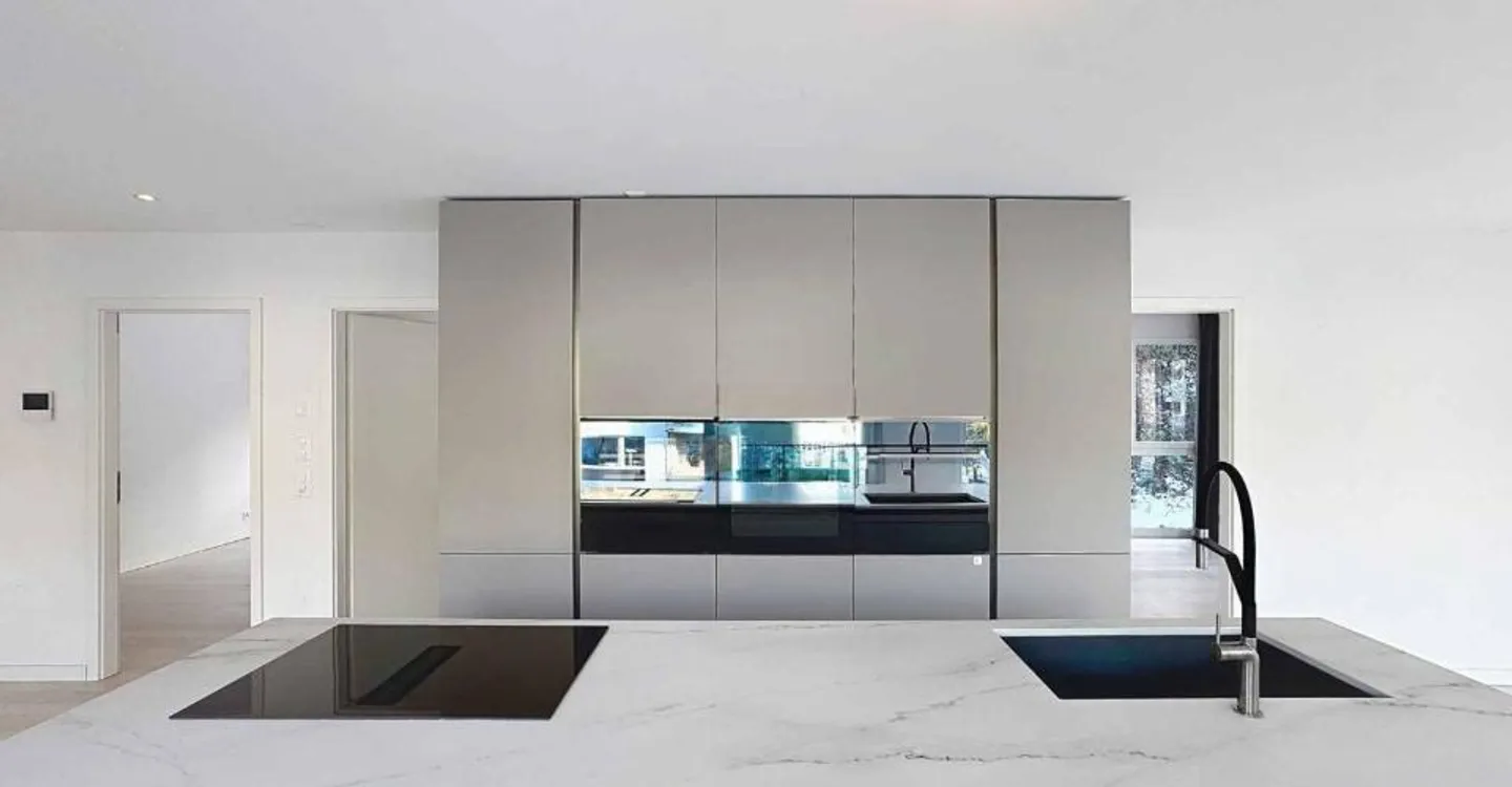 Appartement moderne avec vue montagne - Photo 3 sur 12