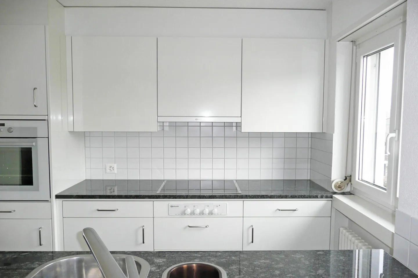 Apartment for rent - Photo 3 of 5