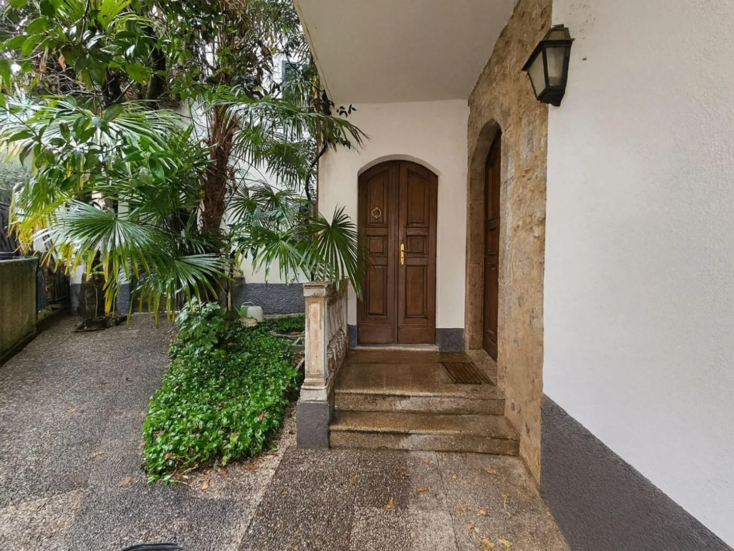 ACCOGLIENTE BILOCALE NEL NUCLEO ANTICO - Foto 1 di 6