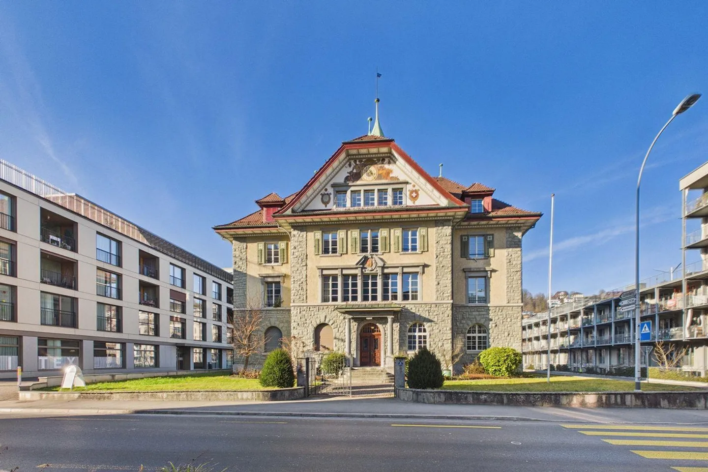 Prima occupazione: Spazio abitativo storico nel centro di Kriens - Foto 1 di 13