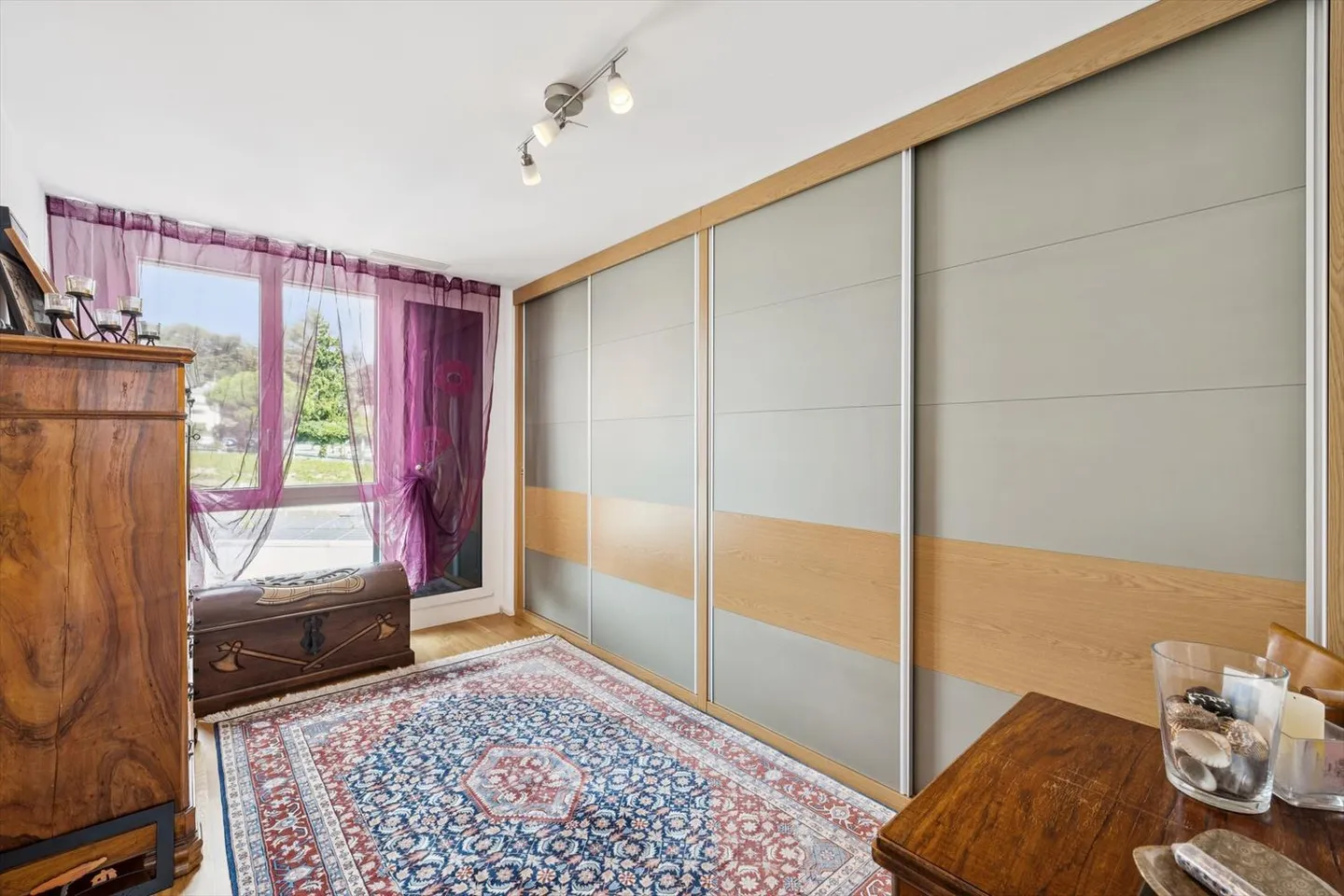 Opportunité à saisir pour cet appartement traversant de 4.5 pièces - Photo 8 sur 11