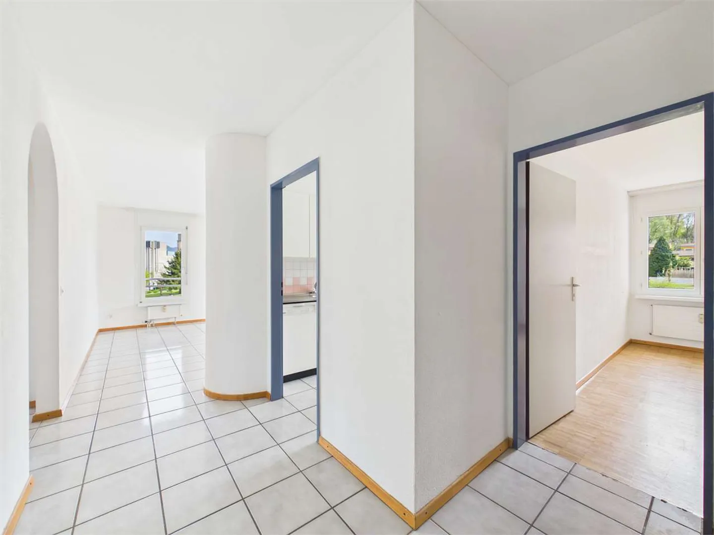 Bright 4.5-room apartment in a strategic location in Breganzona - Photo 11 of 12