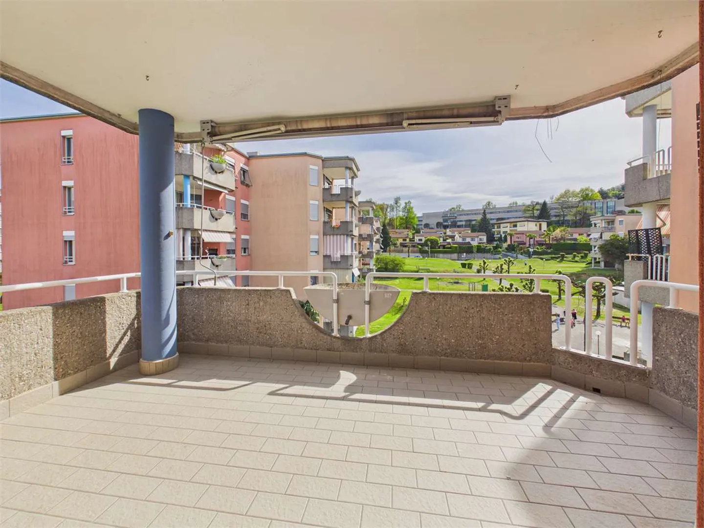 Bright 4.5-room apartment in a strategic location in Breganzona - Photo 12 of 12