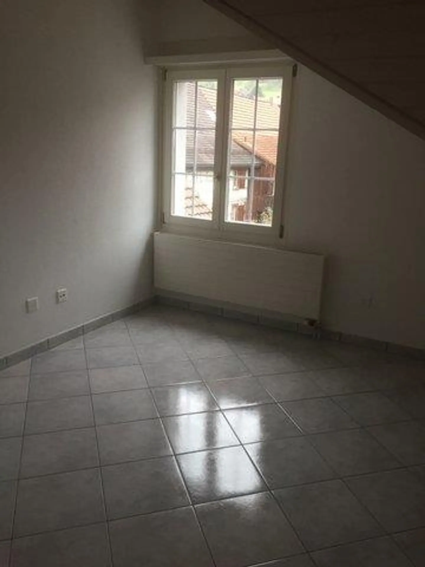Appartamento su due piani 5 1/2 stanze con grande terrazza - Foto 9 di 9