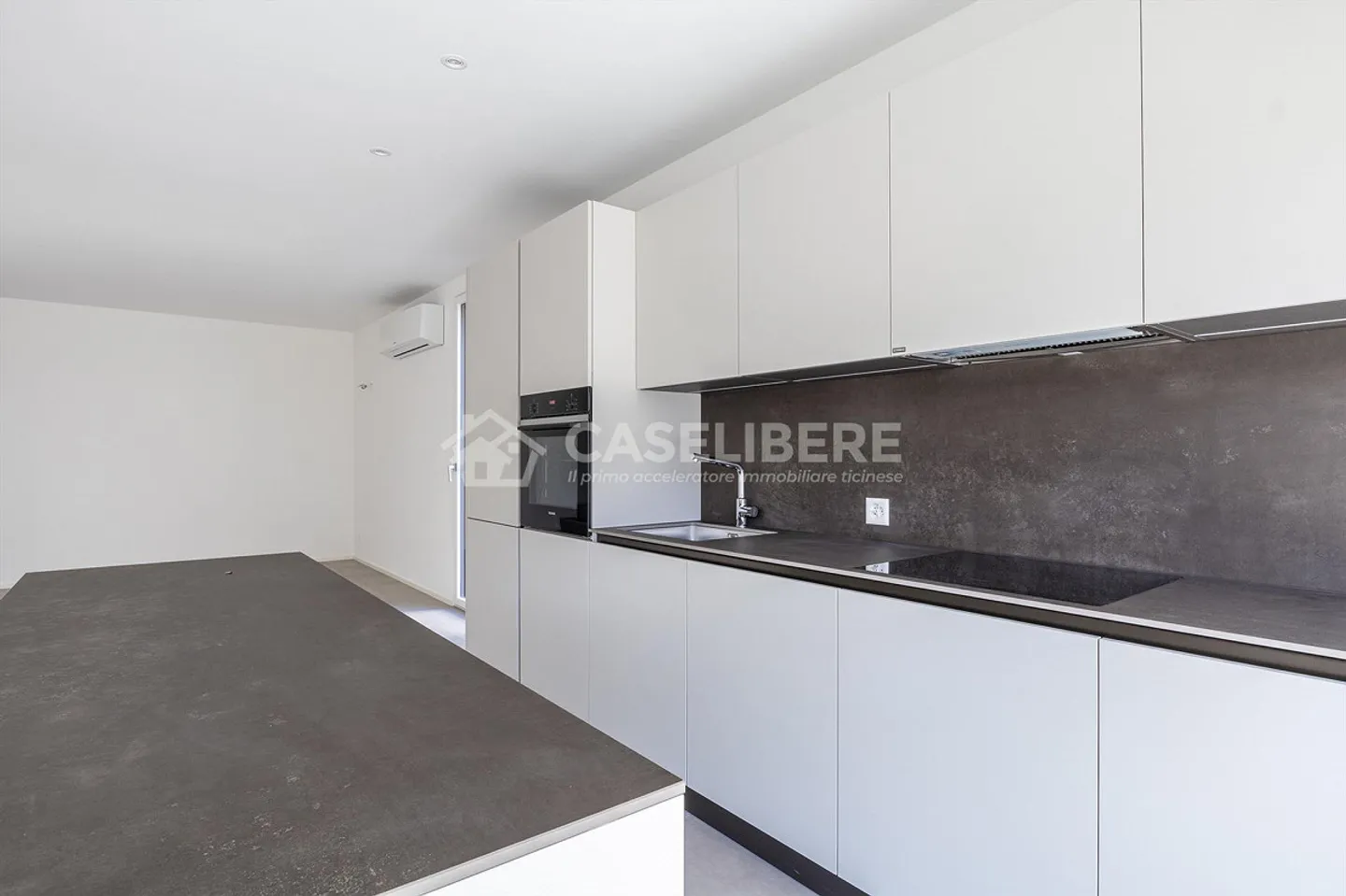 4.5-ZIMMER MAISONETTE MIT GARTEN IN CUREGLIA - Foto 3 von 24