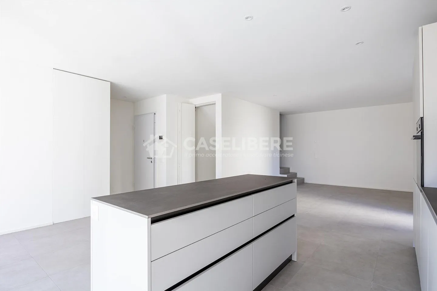 4.5-ZIMMER MAISONETTE MIT GARTEN IN CUREGLIA - Foto 4 von 24