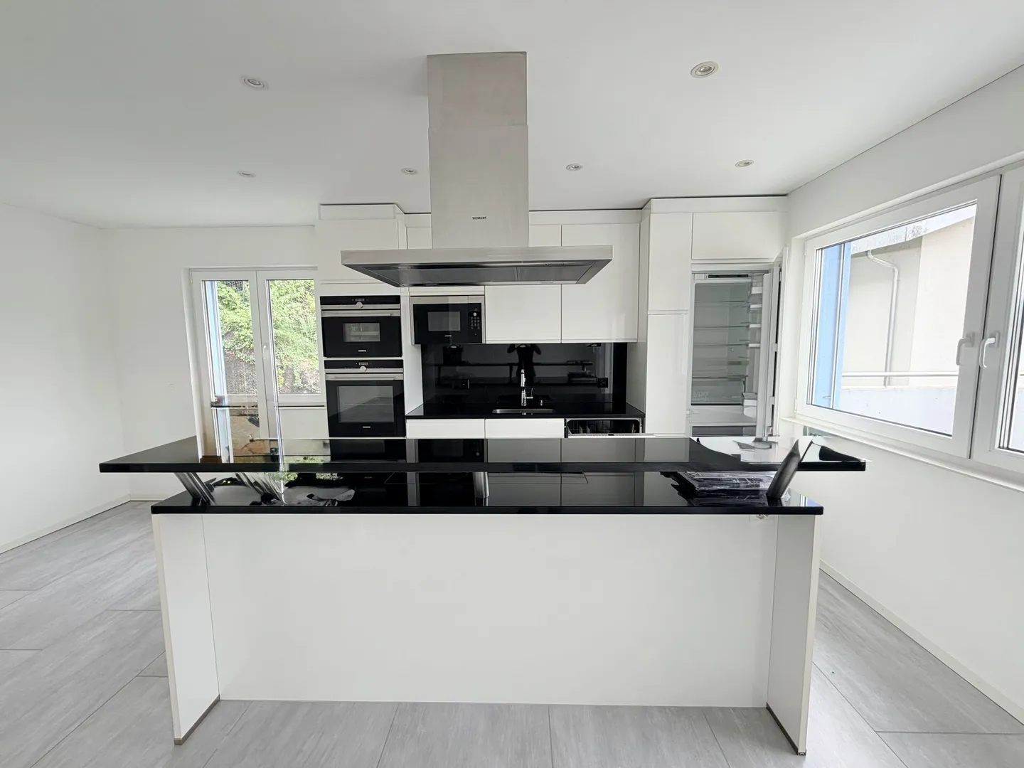 Moderne 4.5 Zimmer Maisonette - Foto 1 von 17
