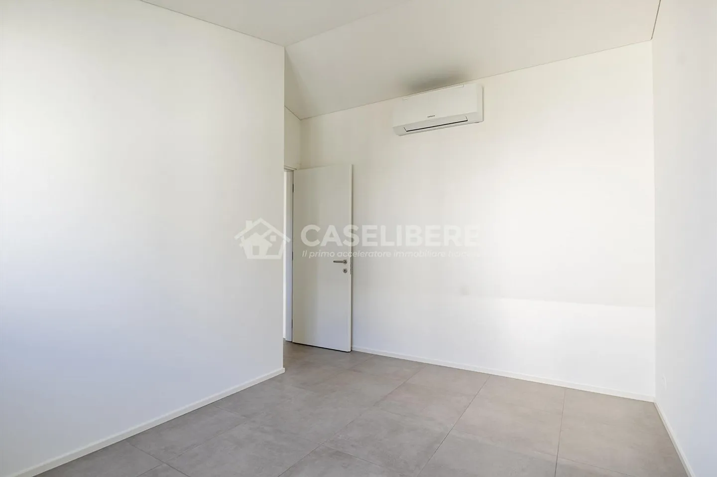 4.5-ZIMMER MAISONETTE MIT GARTEN IN CUREGLIA - Foto 18 von 24