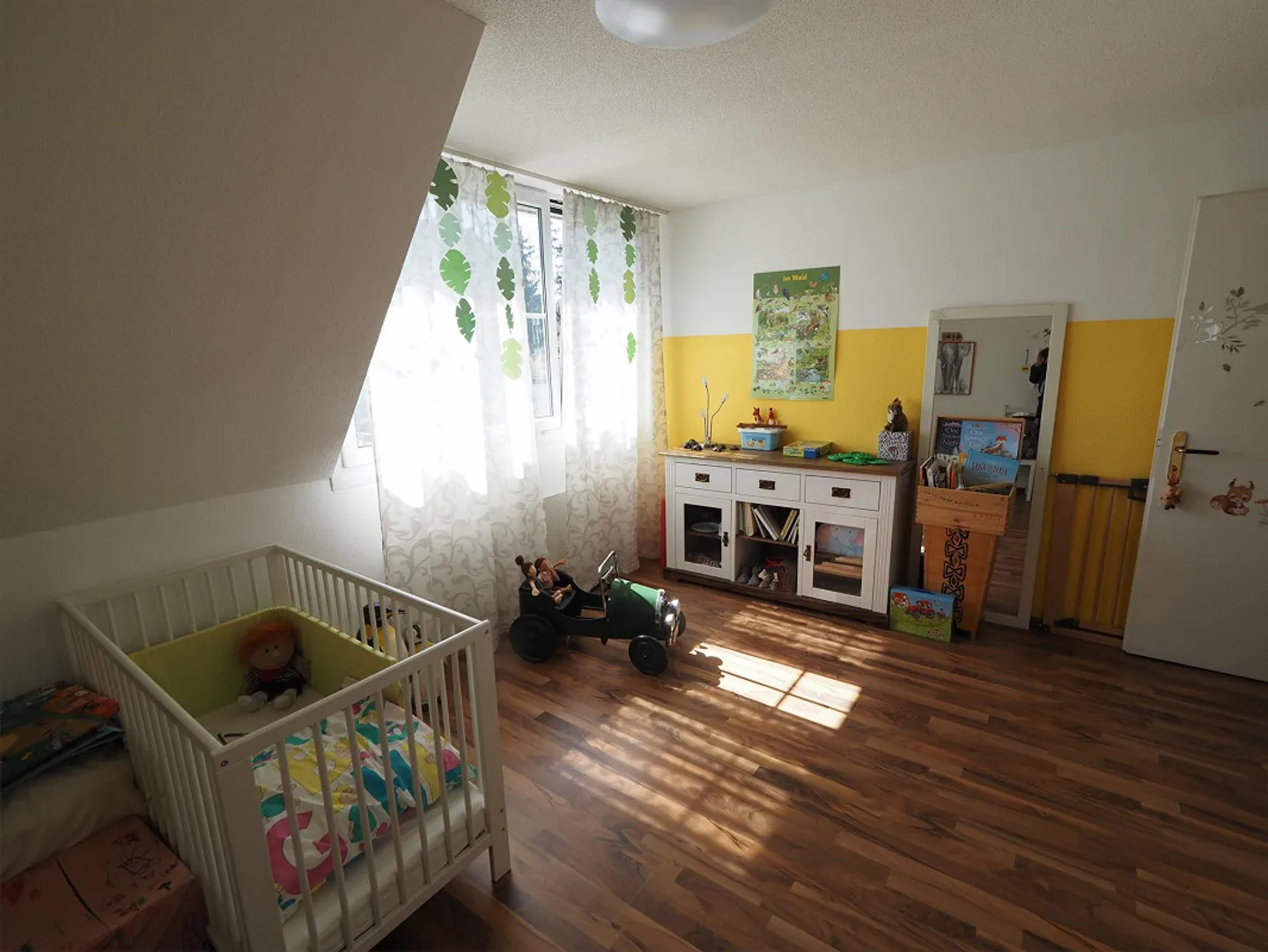 Casa familiare di 6,5 stanze in stile country con piscina - Foto 6 di 14