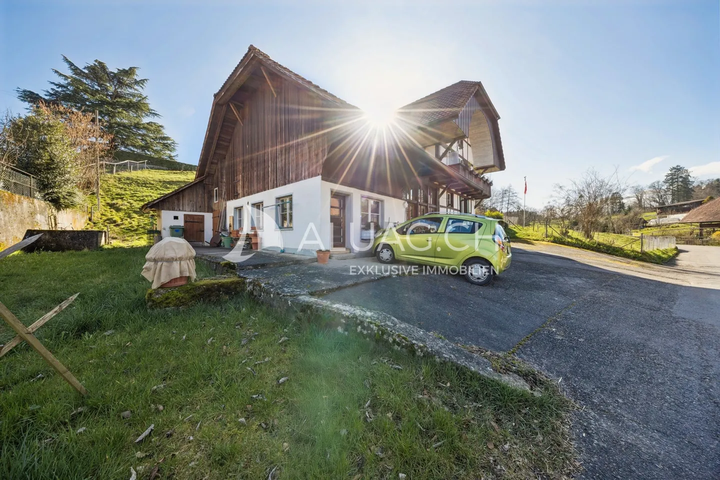 ZWEI GENERATIONENHAUS MIT  AUSBAUPOTENZIAL - Foto 2 von 17