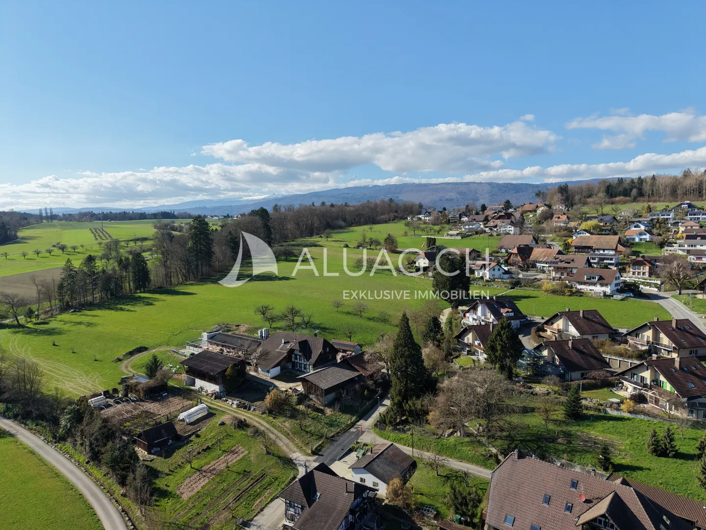 ZWEI GENERATIONENHAUS MIT  AUSBAUPOTENZIAL - Foto 3 von 17