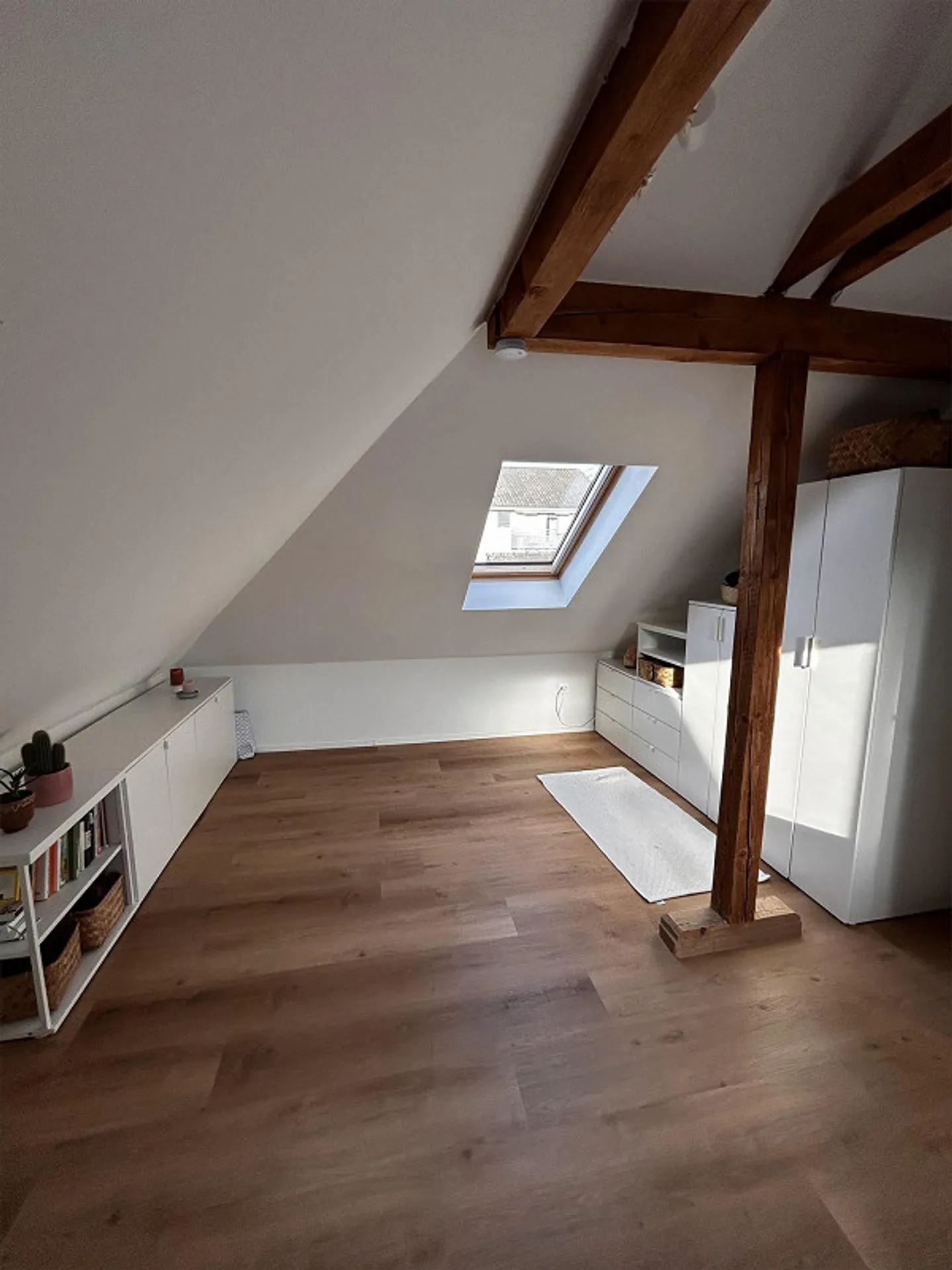 Appartement sous les toits proche de la frontière - Photo 4 sur 5