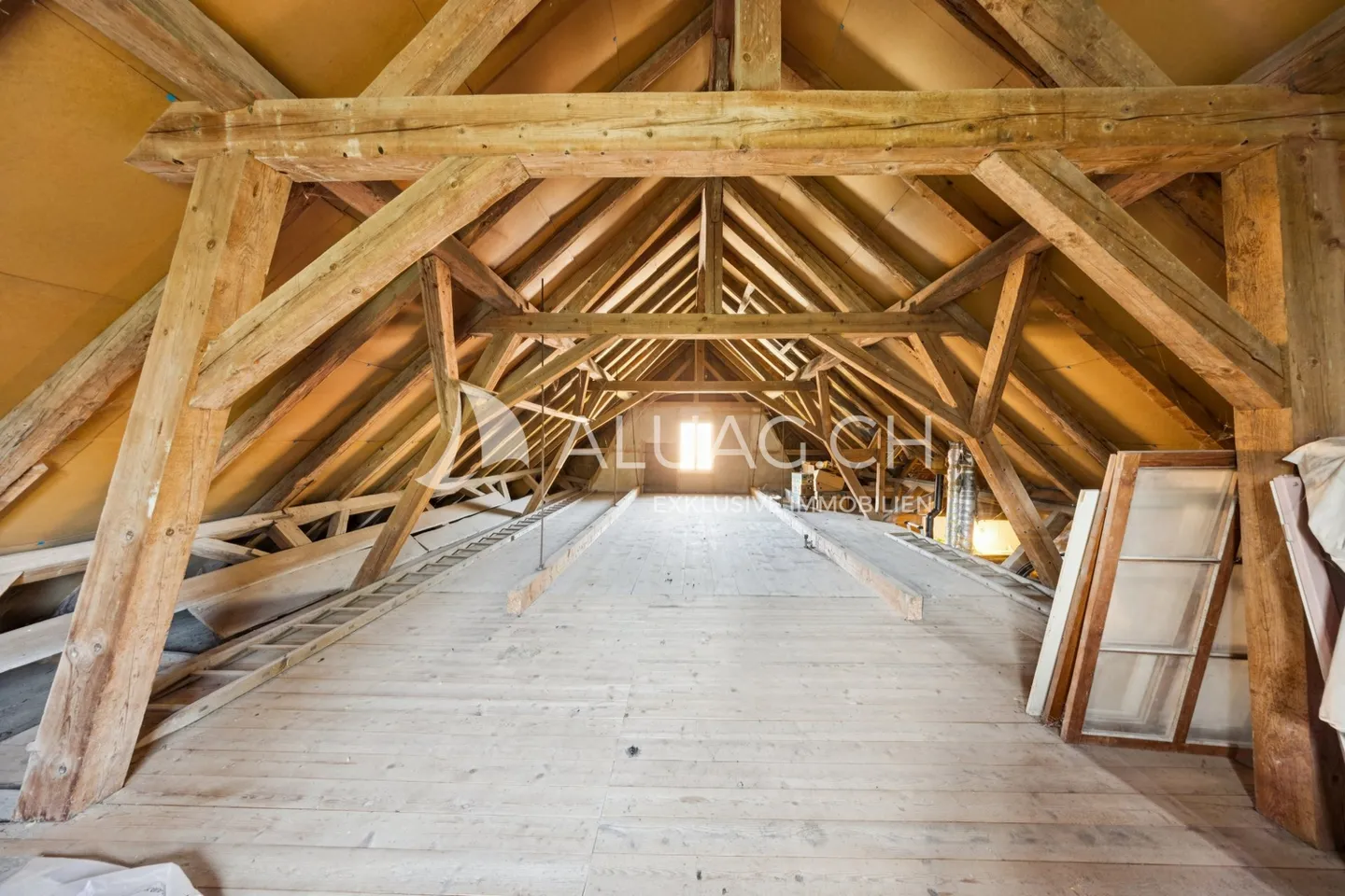 ZWEI GENERATIONENHAUS MIT  AUSBAUPOTENZIAL - Foto 15 von 17