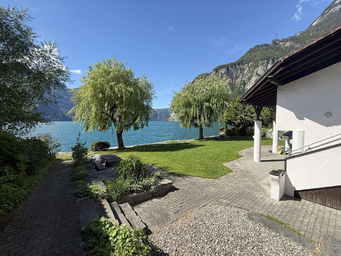 Bellissimo appartamento di 3,5 stanze, arredato, piano rialzato, accesso privato al lago - Foto 13 di 15