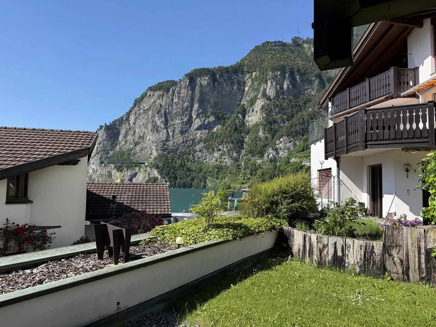 Bellissimo appartamento di 3,5 stanze, arredato, piano rialzato, accesso privato al lago - Foto 15 di 15