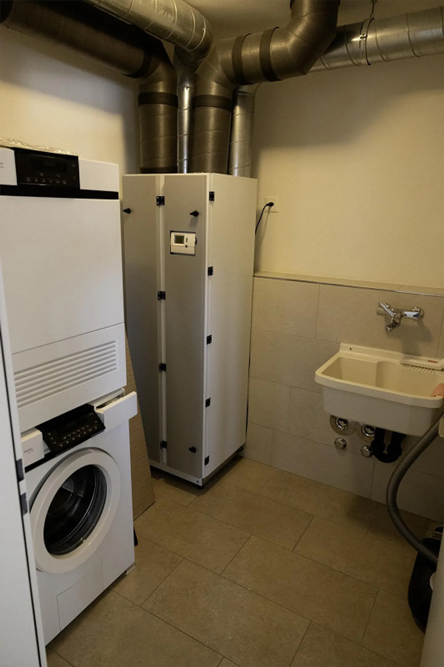 Ampio e luminoso appartamento con terrazza di 3,5 stanze - Foto 14 di 15