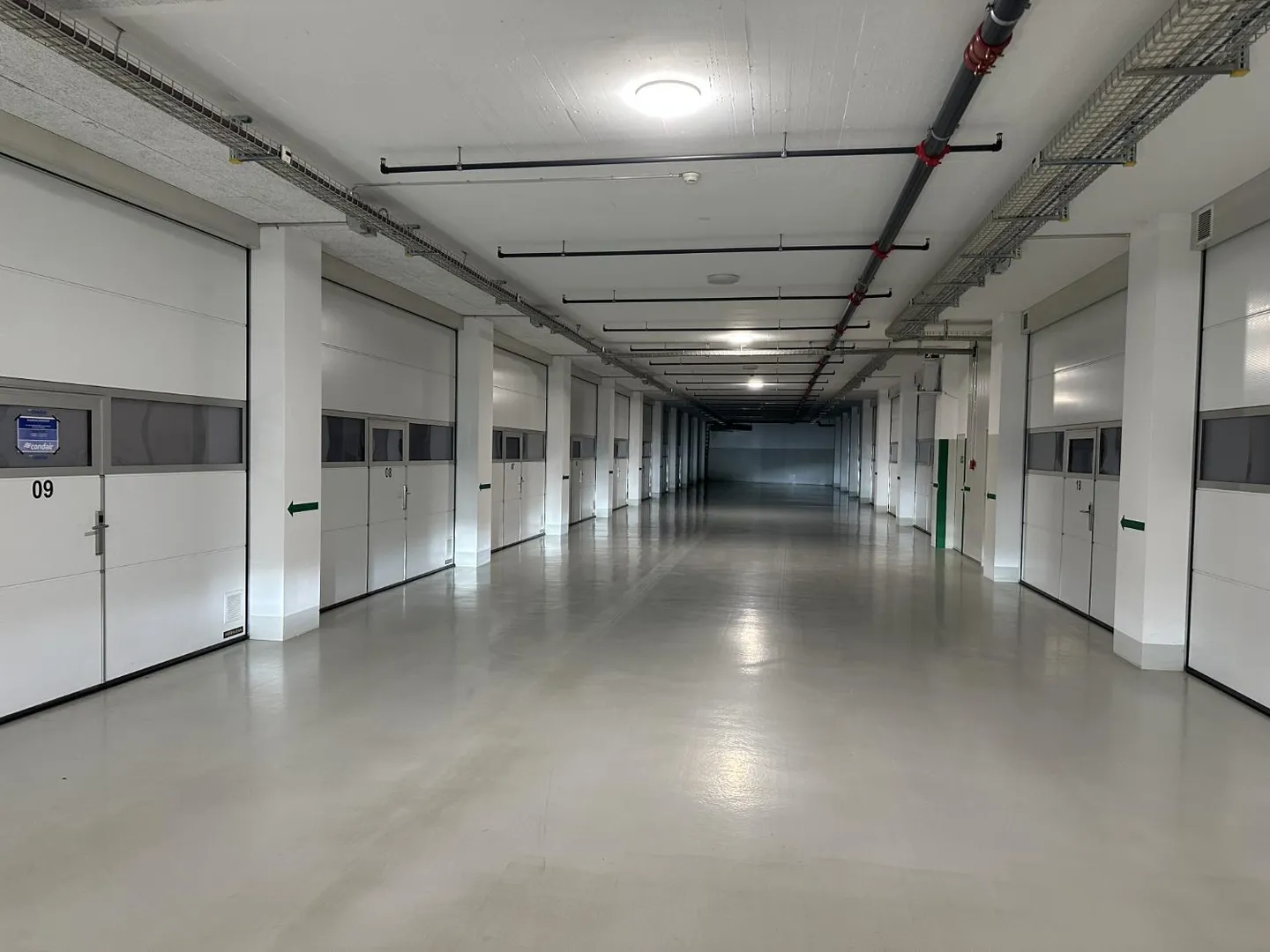 Storage Unit 1 Room - Photo 3 of 11