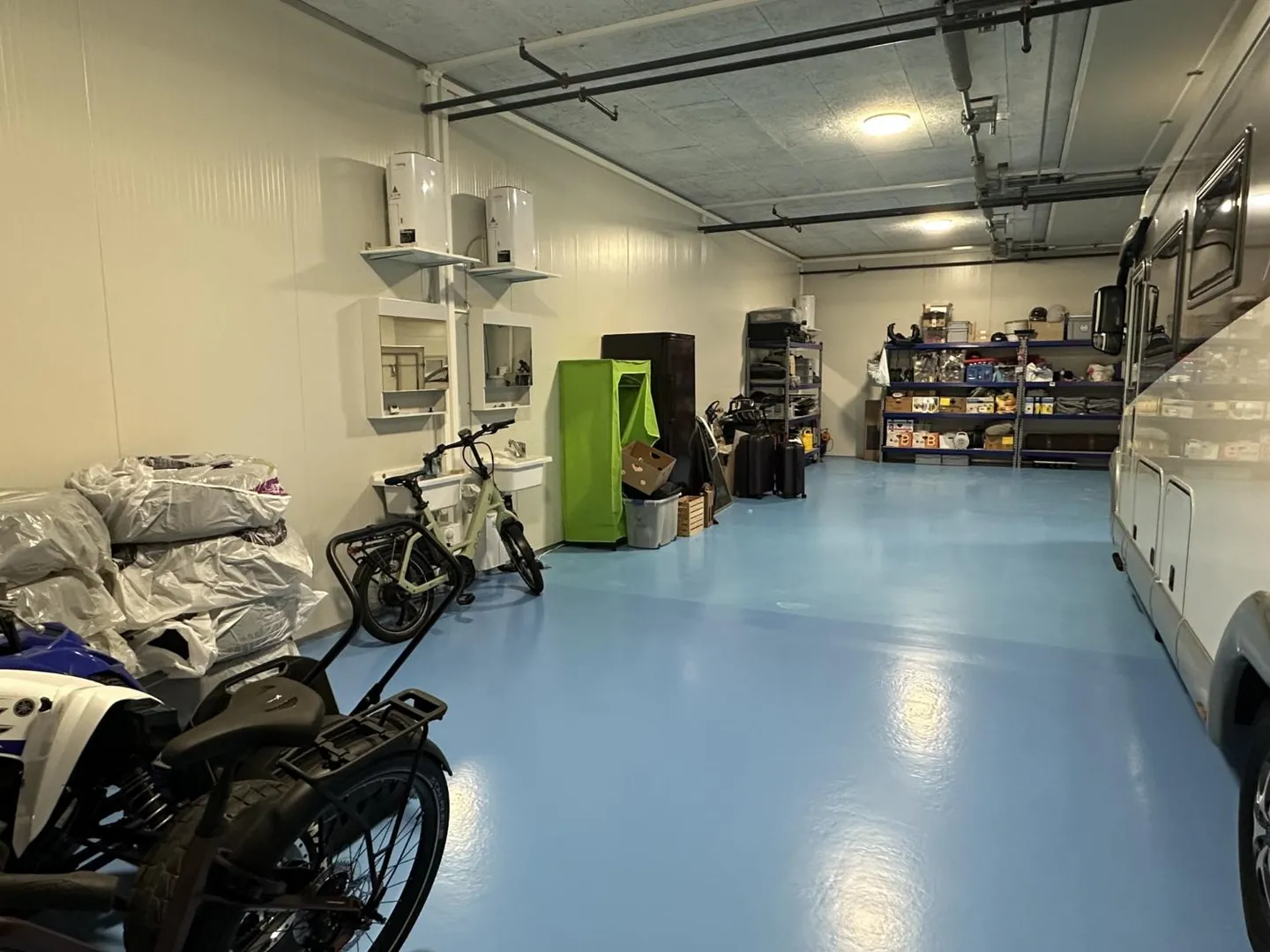 Storage Unit 1 Room - Photo 9 of 11