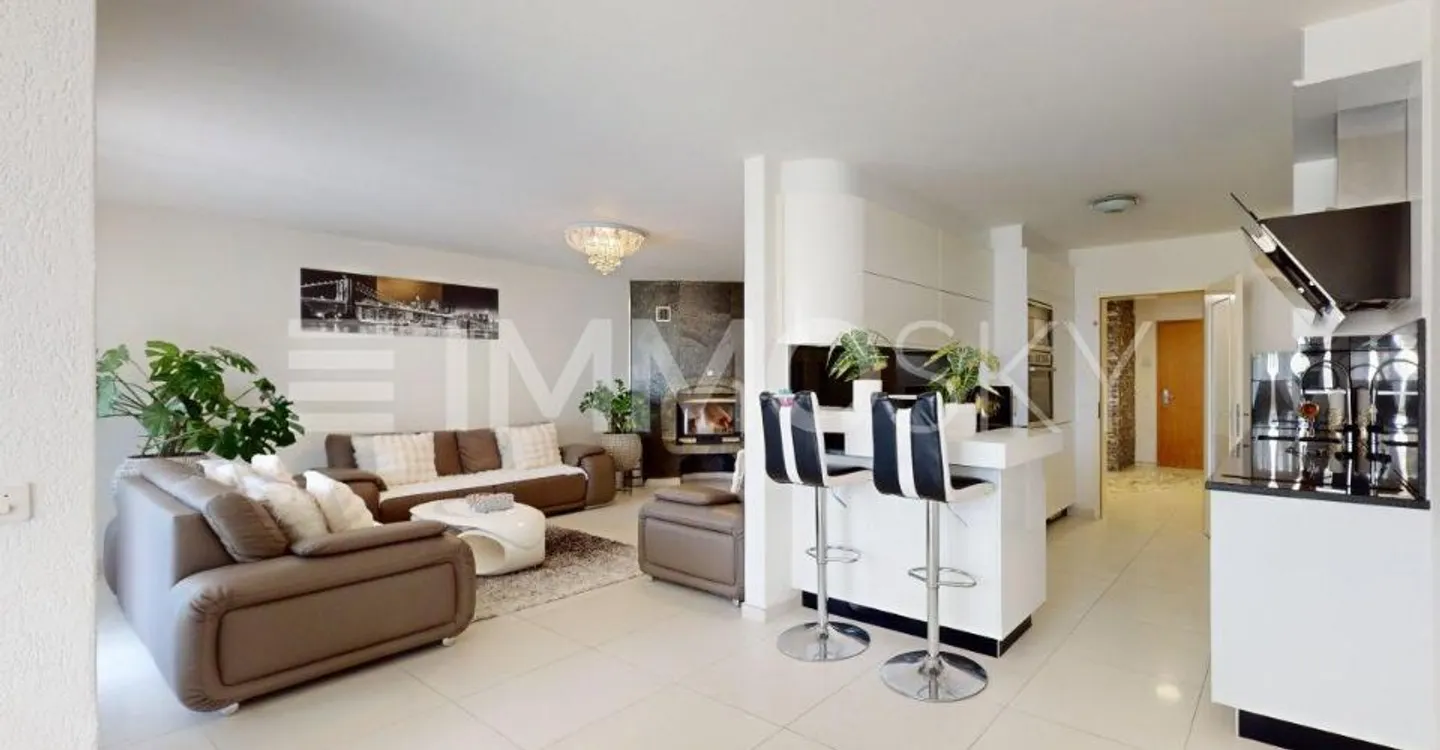 113 m² vollständig renoviert in der Nähe von Fribourg! - Foto 1 von 5