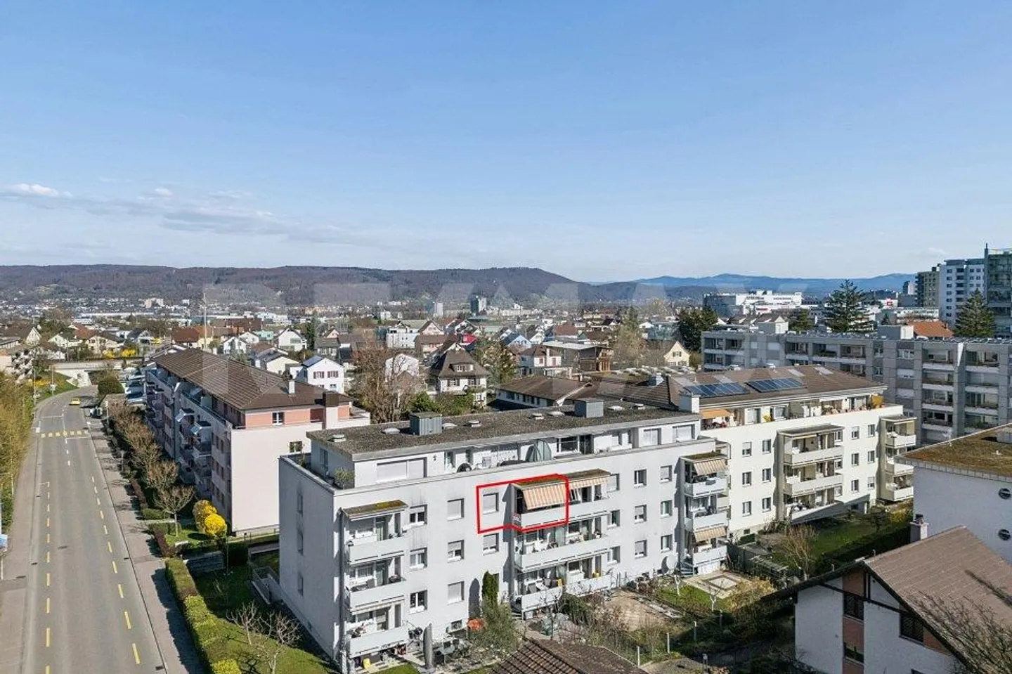 Appartement lumineux de 3½ pièces avec deux balcons - Photo 7 sur 13