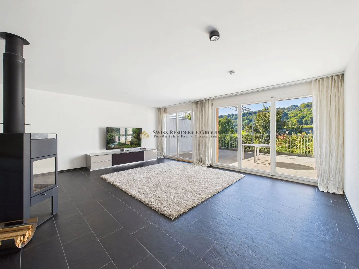 Exclusive 5.5-room townhouse in a sunny, quiet location - Photo 7 of 16