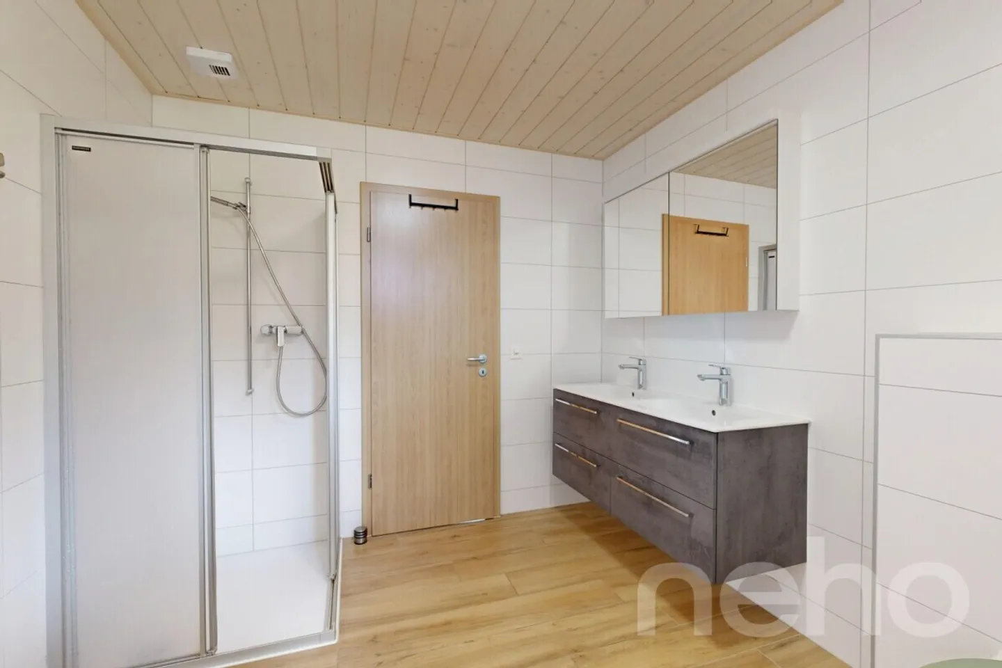 Exclusive: Beautiful New Villa with 4 Rooms, Attic and Large Basement - Photo 10 of 13