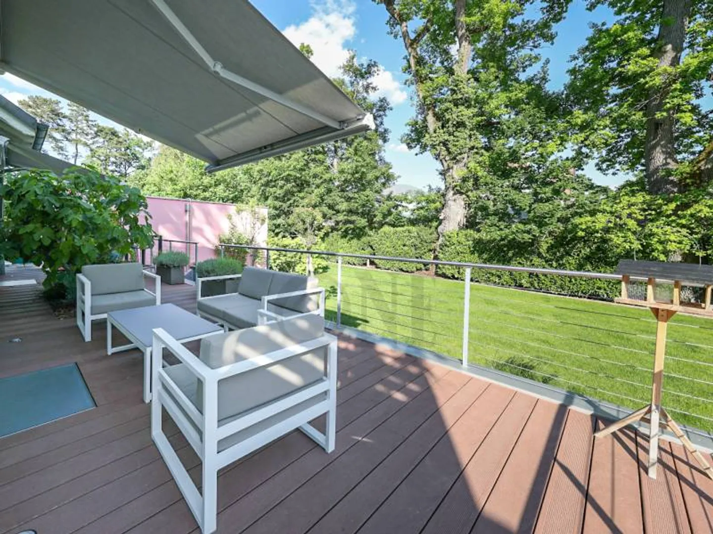 Familienvilla mit Schwimmbad, zwischen Charme und Komfort - Foto 4 von 9