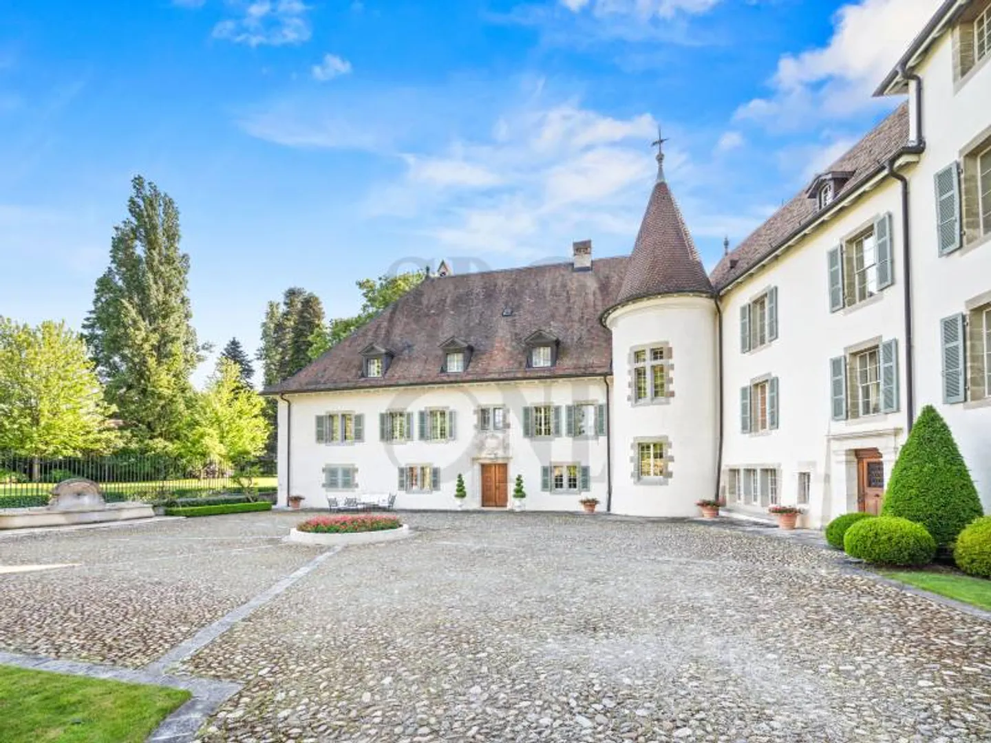 Château du XVIIe siècle restauré - Photo 5 sur 8