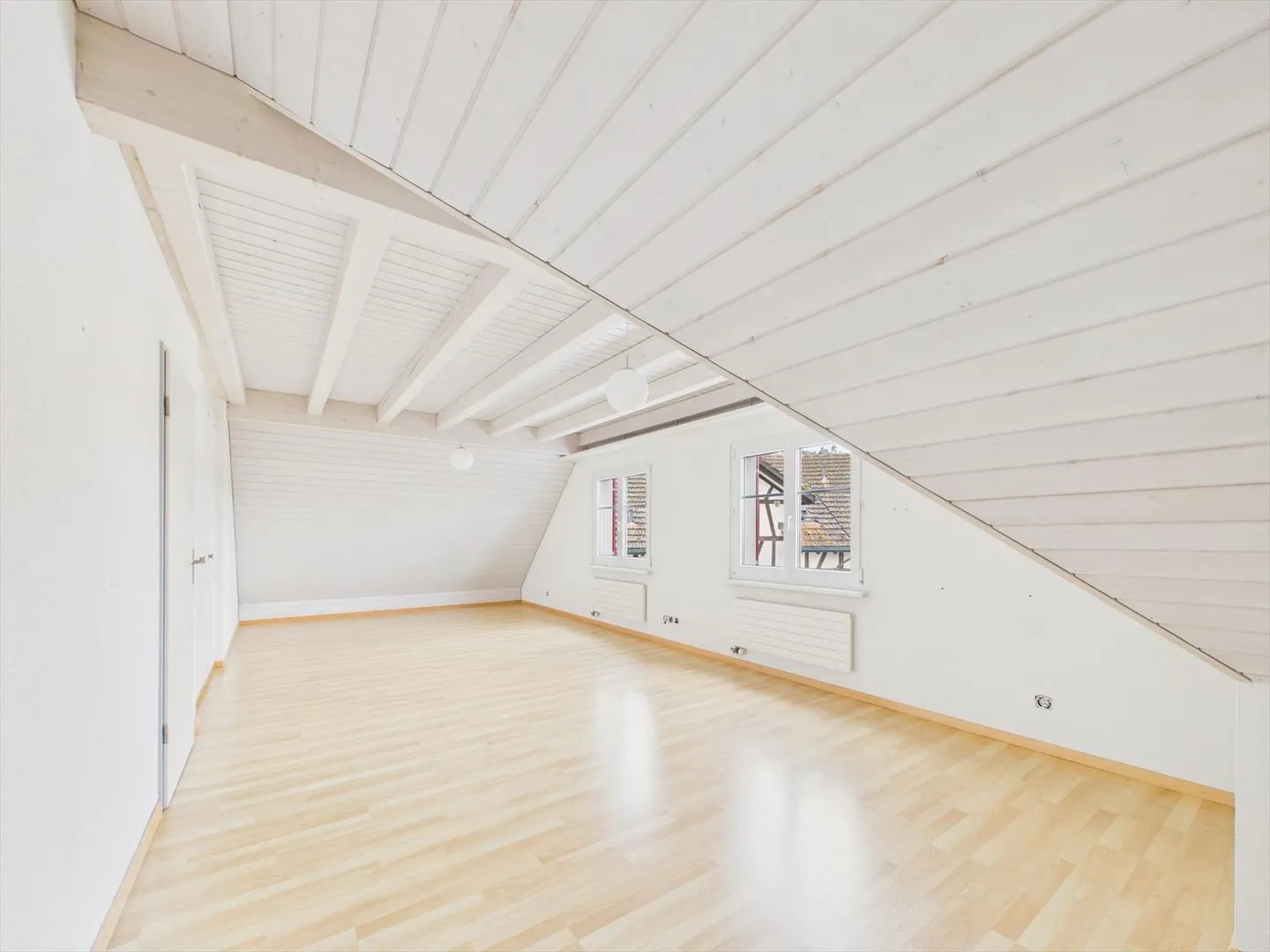 Exclusive 4.5-room apartment in the sought-after region of Mettlen, Canton TG - Photo 8 of 13