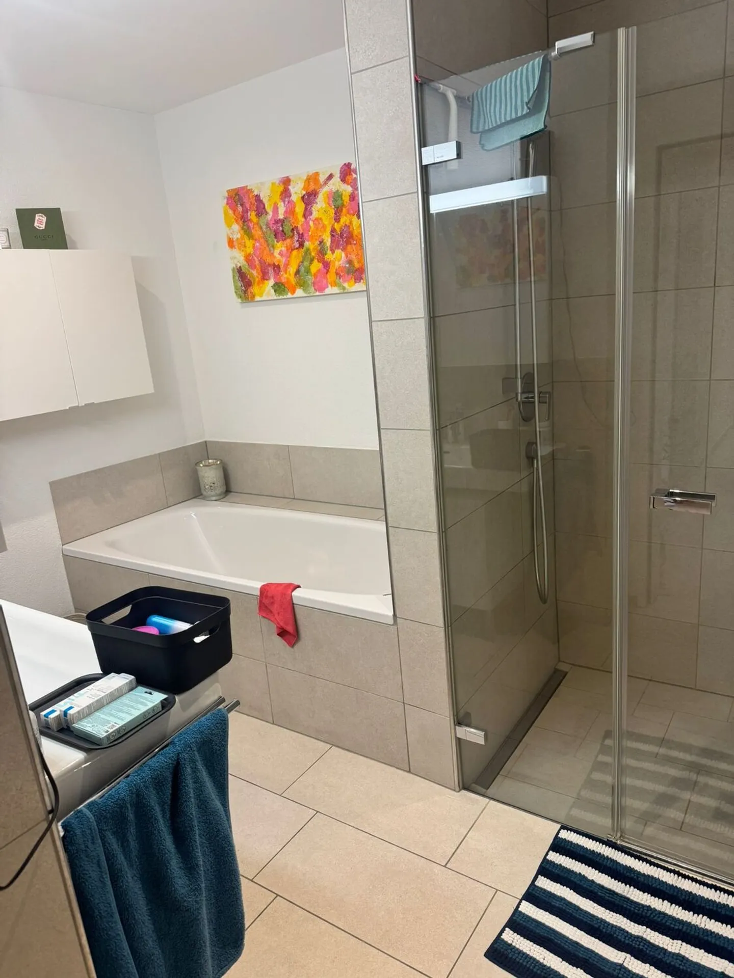 Helle Wohnung mit grossem Balkon - Foto 6 von 10