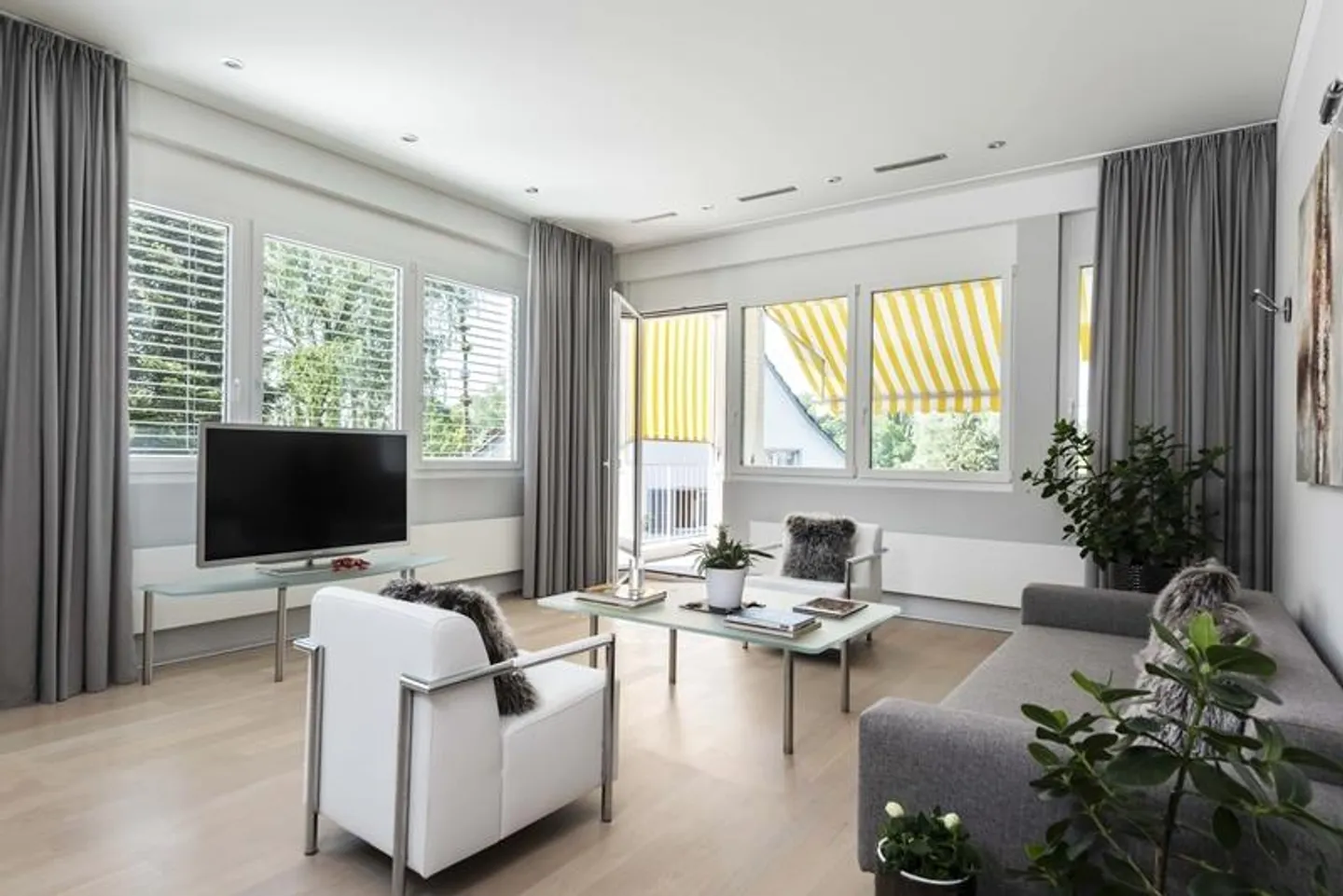 Avec style et charme - Votre opportunité ! - Photo 3 sur 9