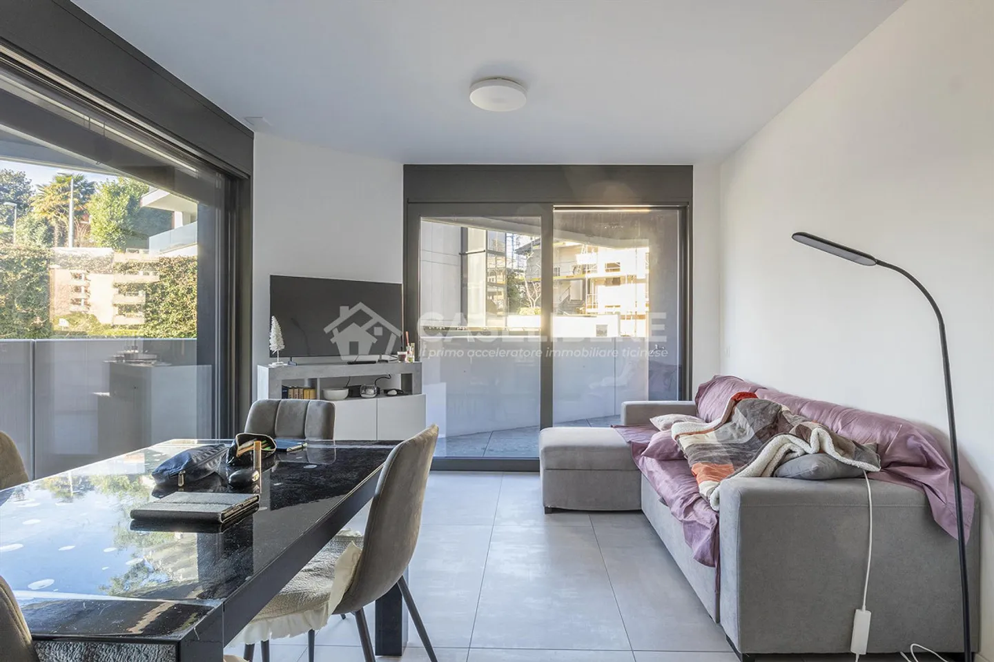 ELEGANT 2.5 ROOMS FURNISHED APARTMENT IN BREGANZONA - Photo 4 of 11