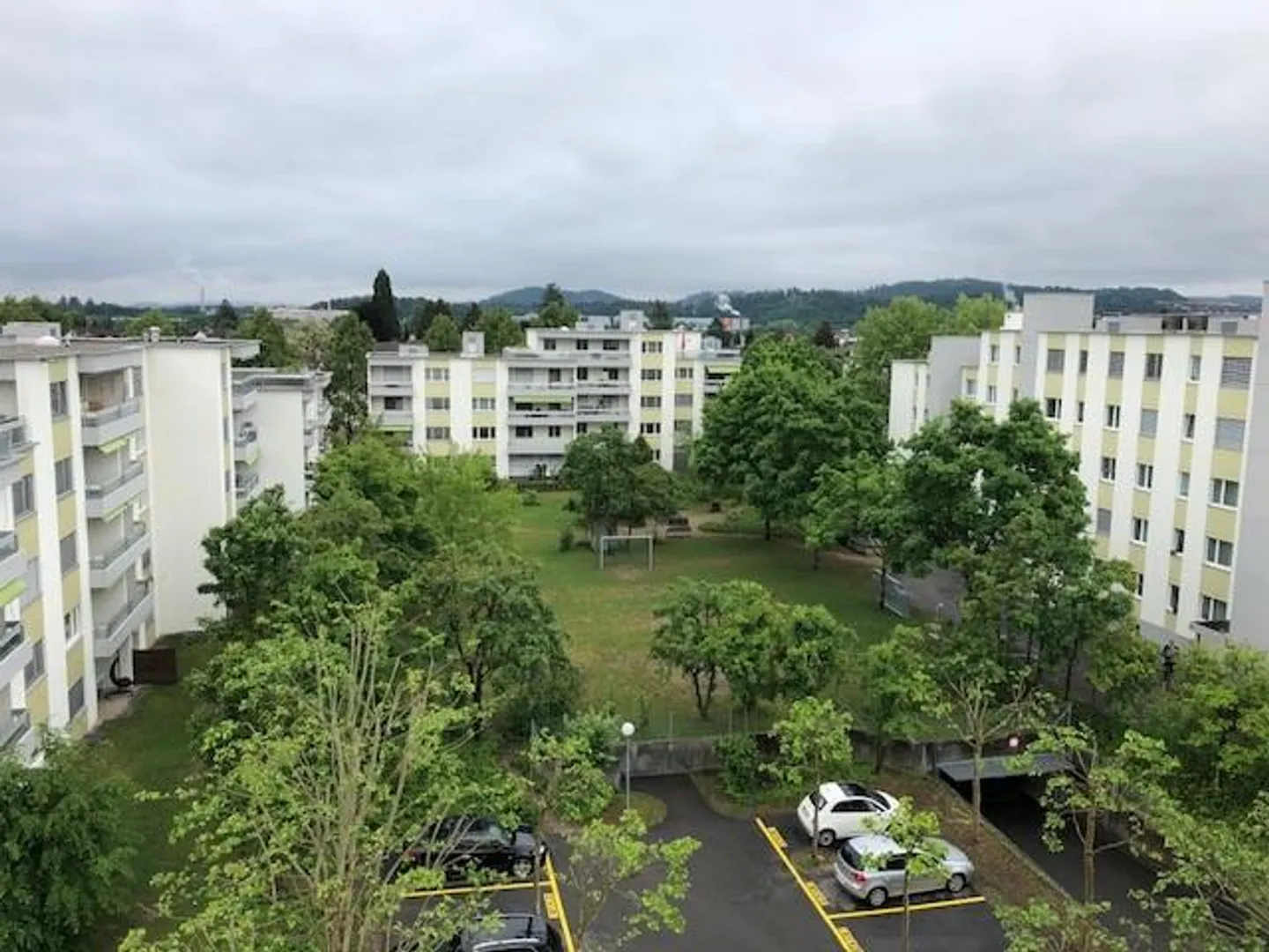 Charmante Wohnung in Suhr - Foto 1 von 8