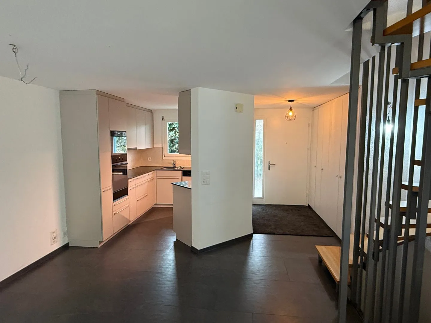 Maison de ville de 4,5 pièces - Photo 4 sur 13